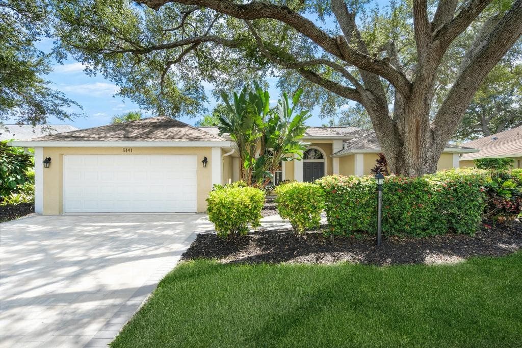 5141 SUNNYDALE CIRCLE W SARASOTA, FL 34233
