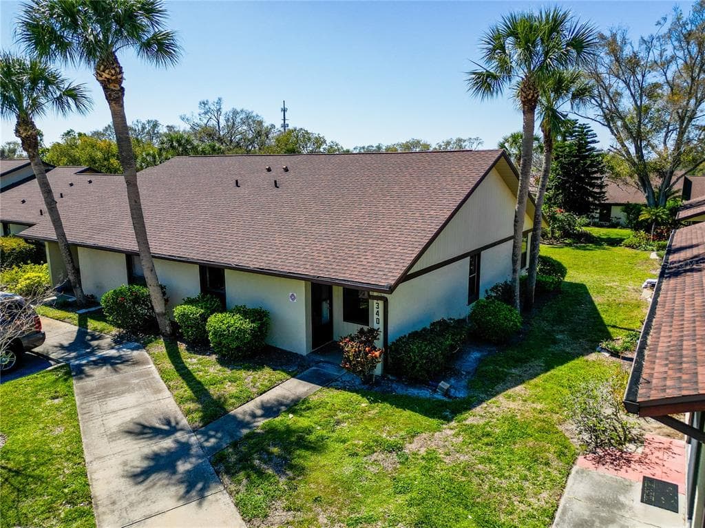 1340 POWDERPUFF DR UNIT 806 DUNEDIN, FL 34698