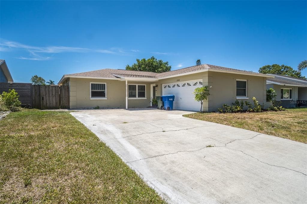 12813 128TH AVENUE LARGO, FL 33774