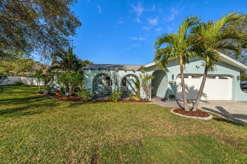 1100 S BETTY LANE CLEARWATER, FL 33756