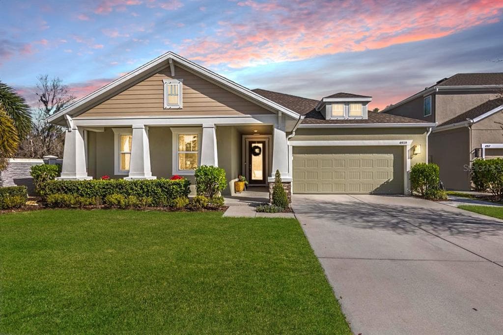 4919 LAKESHORE OAKS COURT TAMPA, FL 33624