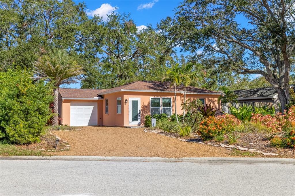 3501 BOCA CIEGA DRIVE N ST PETERSBURG, FL 33710