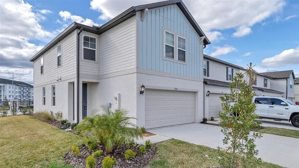 7683 MOMENTUM PARKWAY WESLEY CHAPEL, FL 33545