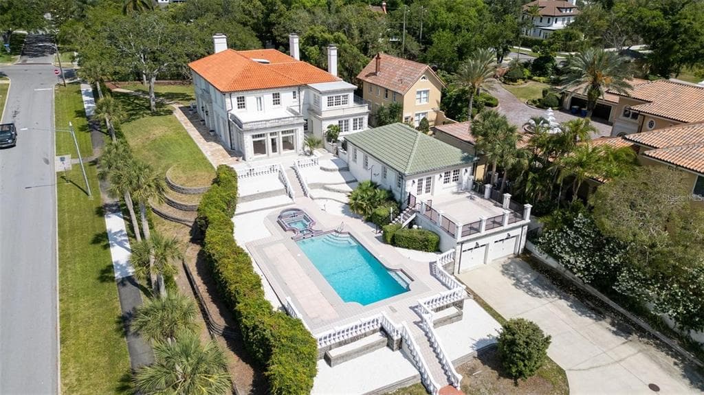205 MAGNOLIA DRIVE CLEARWATER, FL 33756