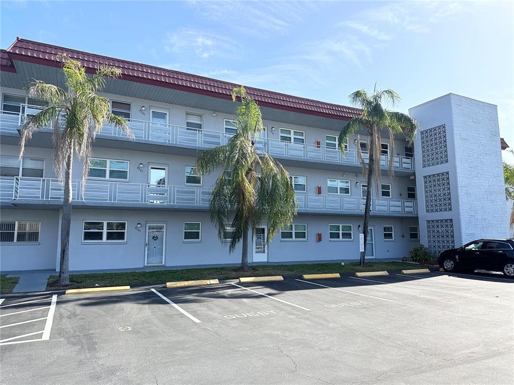5660 80TH STREET N UNIT A304 ST PETERSBURG, FL 33709