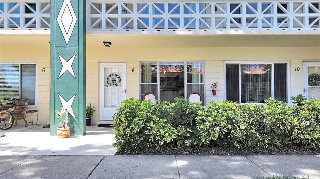 2400 FRANCISCAN DRIVE UNIT 8 CLEARWATER, FL 33763