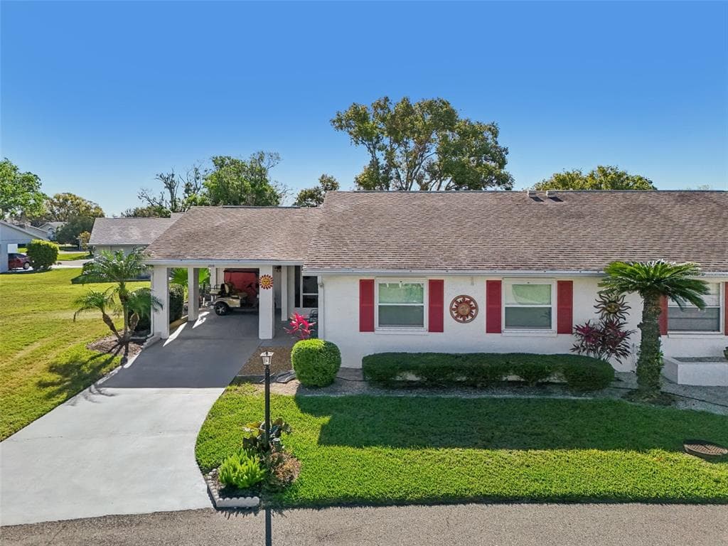 206 GLENELLEN PLACE SUN CITY CENTER, FL 33573