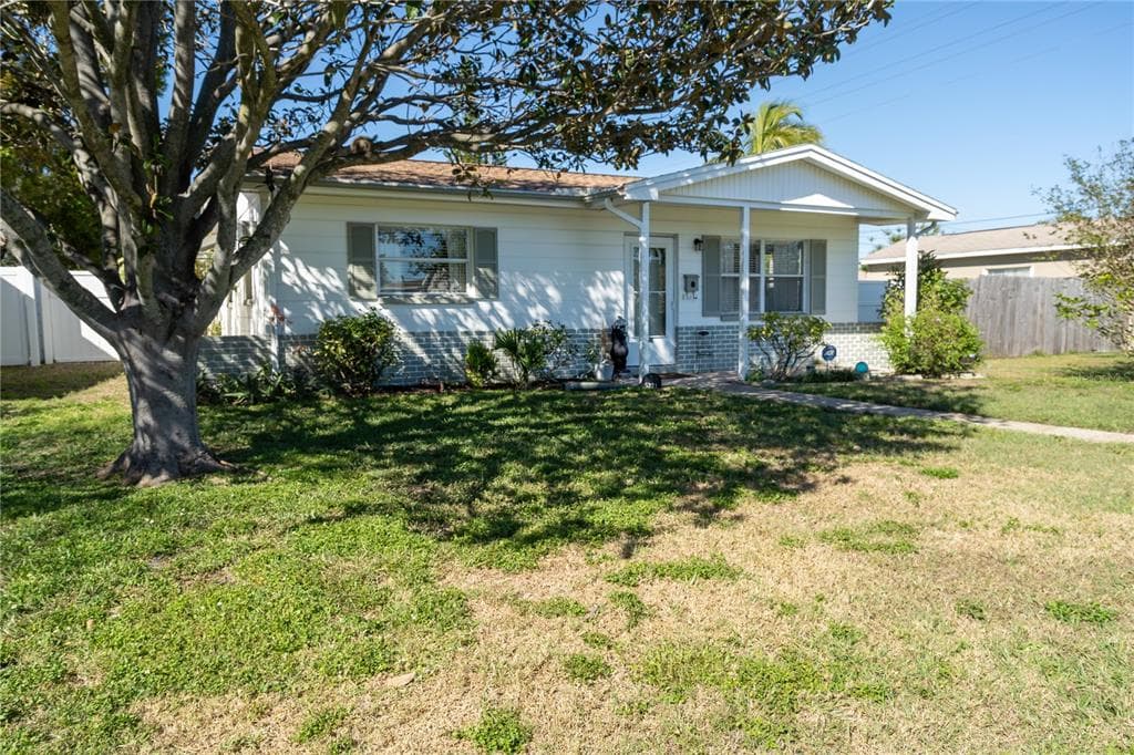 5221 4TH AVENUE N ST PETERSBURG, FL 33710
