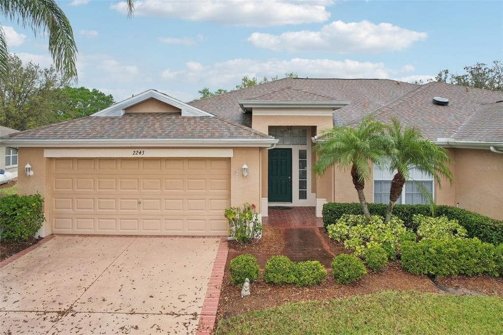 2243 WORTHINGTON GREENS DRIVE SUN CITY CENTER, FL 33573