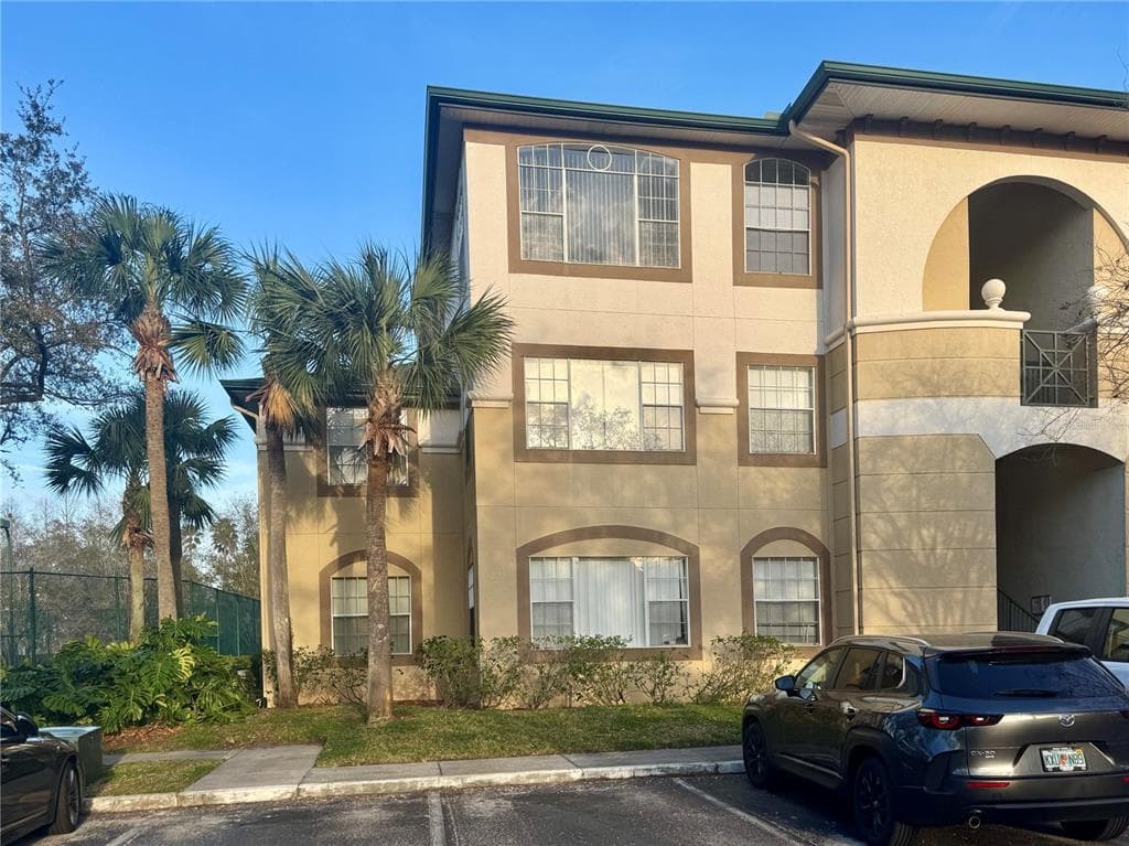 17102 CARRINGTON PARK DRIVE UNIT 302 TAMPA, FL 33647