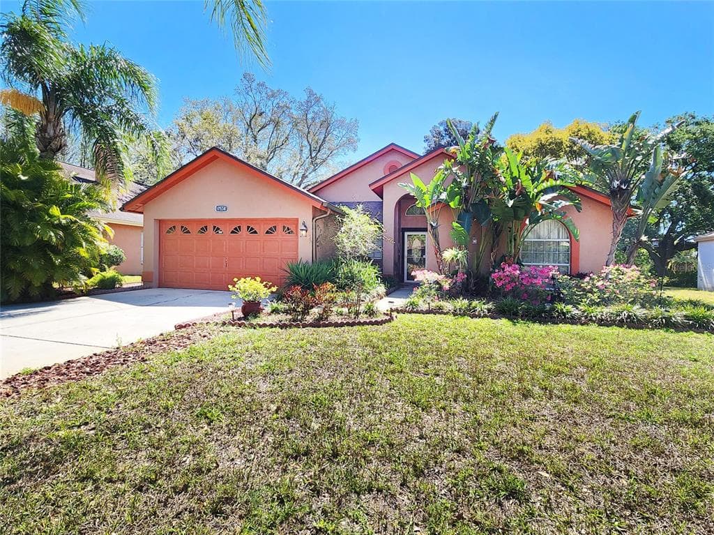 7534 BEACON WOODS DRIVE HUDSON, FL 34667
