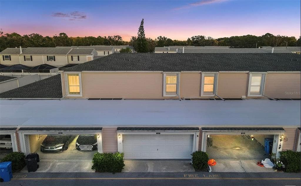 11818 CYPRESS CREST CIRCLE UNIT 11818 TAMPA, FL 33626