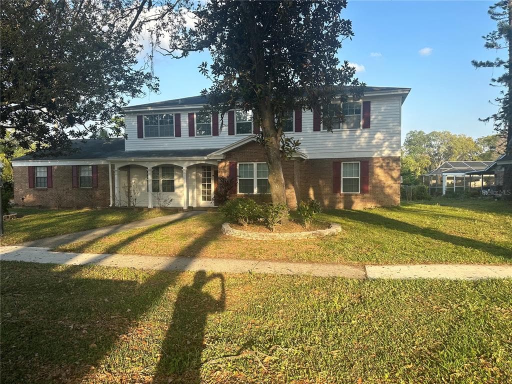 10605 ILEX STREET TAMPA, FL 33618