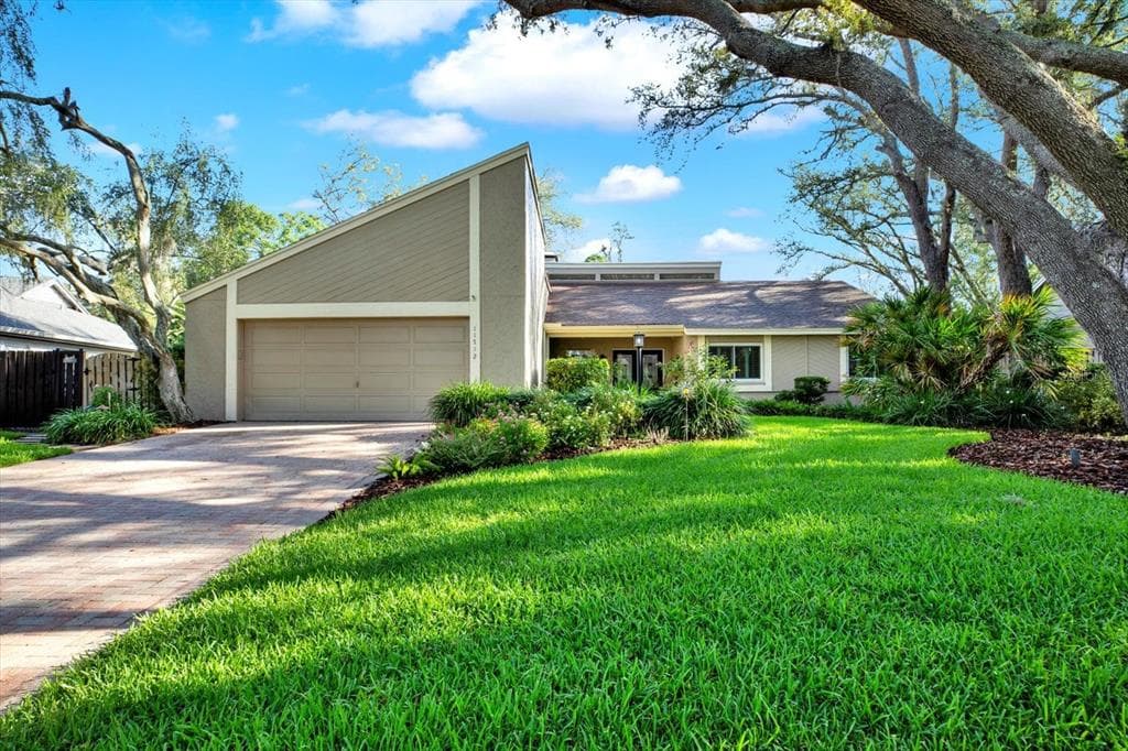 11712 PALMER DRIVE TAMPA, FL 33624
