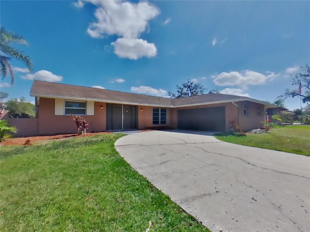 4817 PALM AIRE DRIVE SARASOTA, FL 34243
