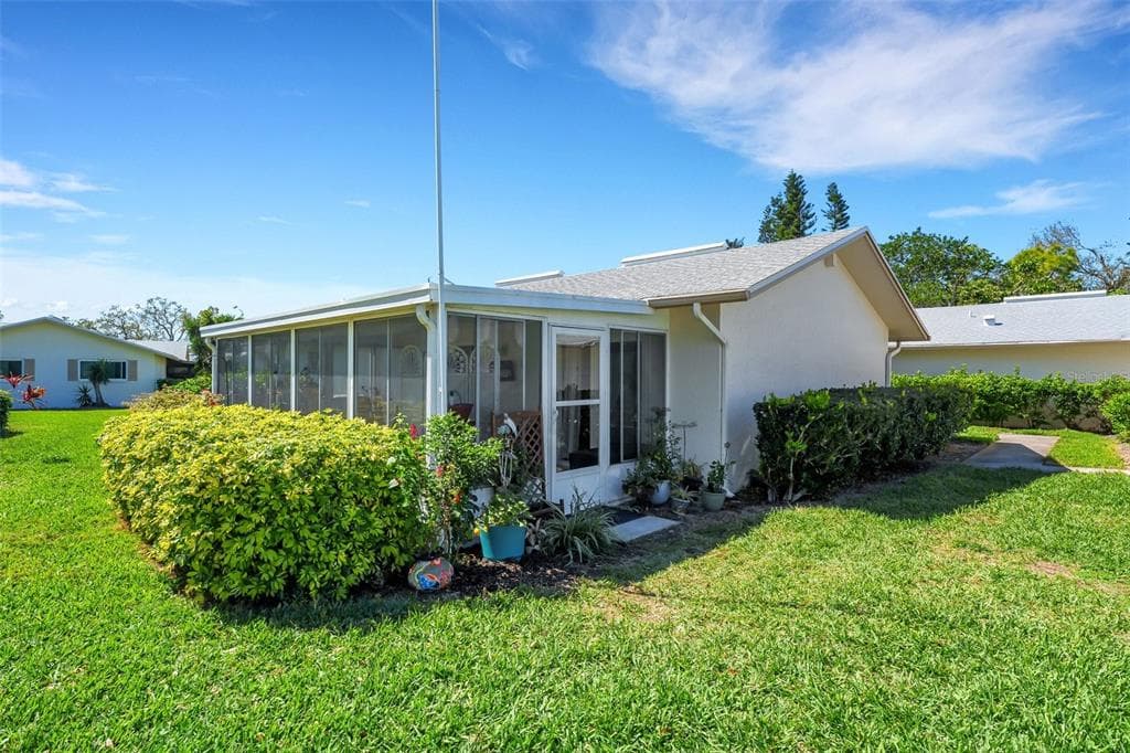 3111 37TH LANE S UNIT A ST PETERSBURG, FL 33711