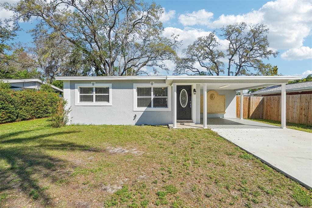2418 S RAMONA CIRCLE TAMPA, FL 33612