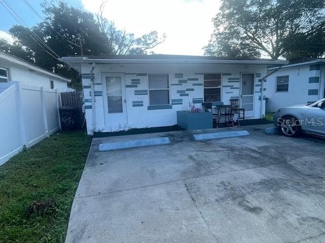 1407 TAFT AVENUE UNIT B CLEARWATER, FL 33755