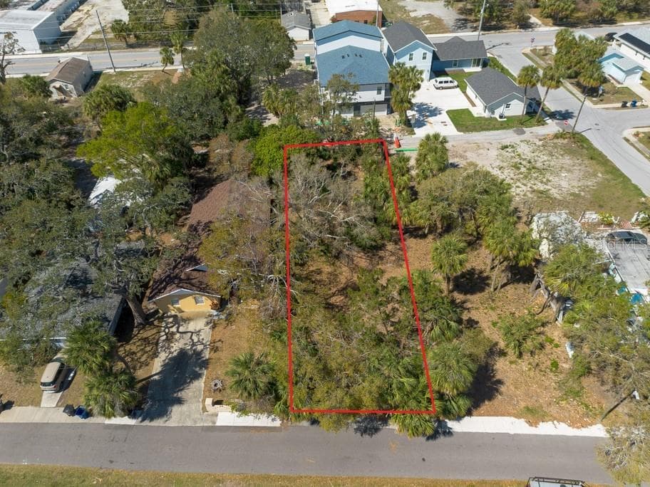 506 BLANCHE B LITTLEJOHN TRAIL CLEARWATER, FL 33755