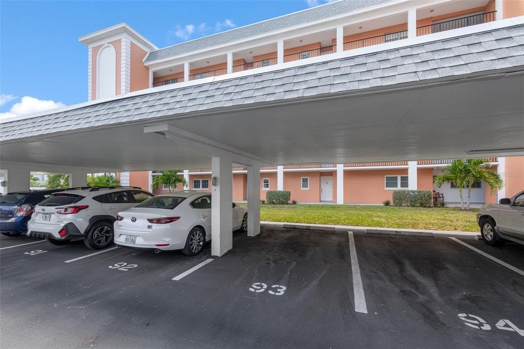6800 20TH AVENUE N UNIT 309 ST PETERSBURG, FL 33710