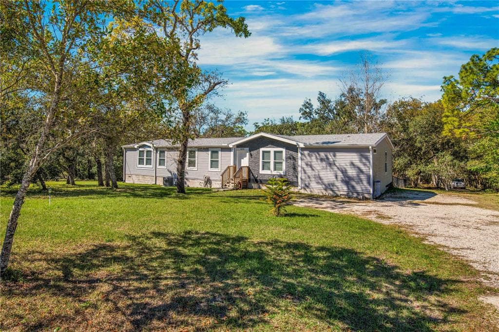 6111 CARTWRITE ROAD SPRING HILL, FL 34609