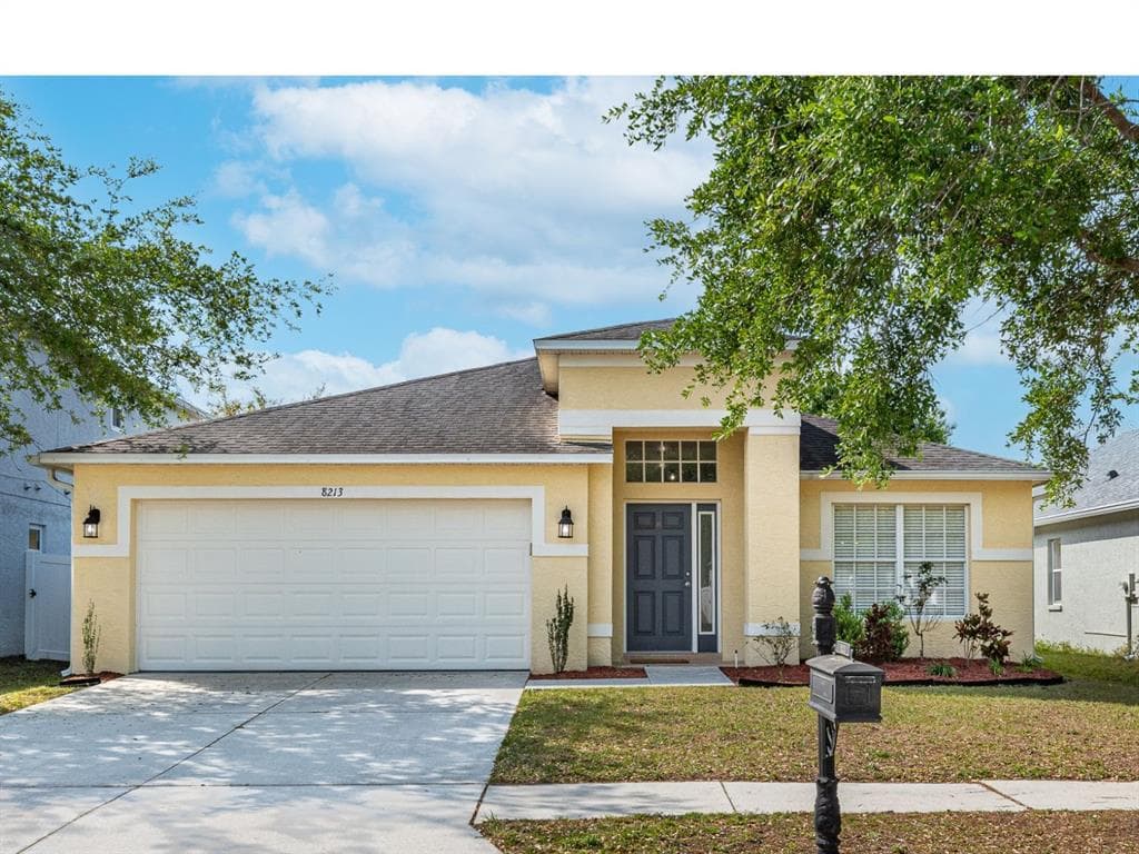 8213 CARRIAGE POINTE DRIVE GIBSONTON, FL 33534