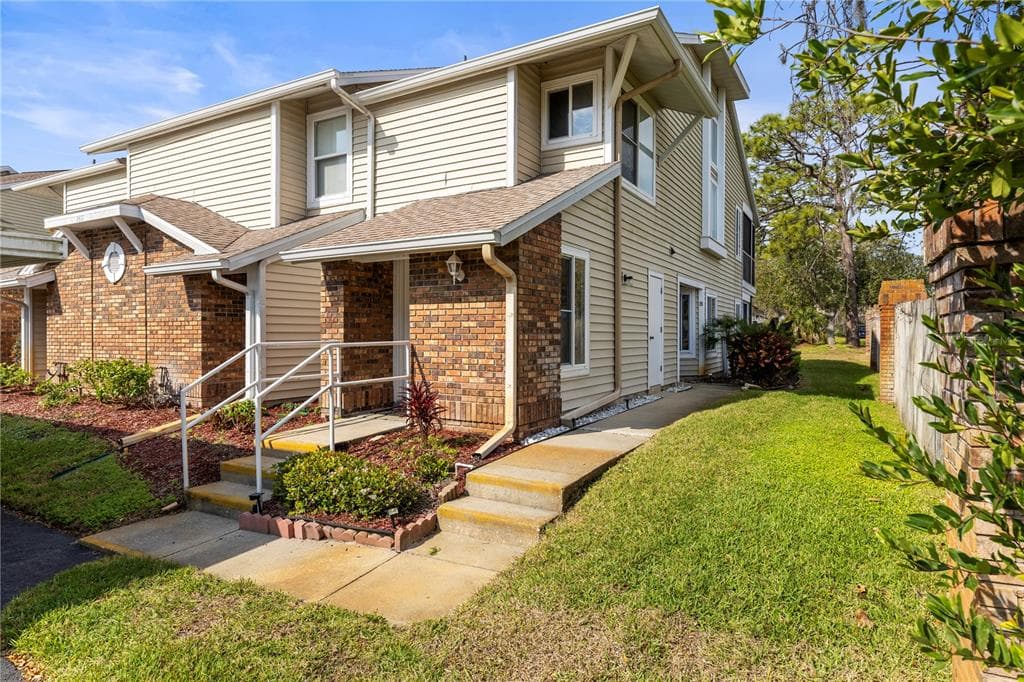 12411 EAGLESWOOD DRIVE UNIT B HUDSON, FL 34667