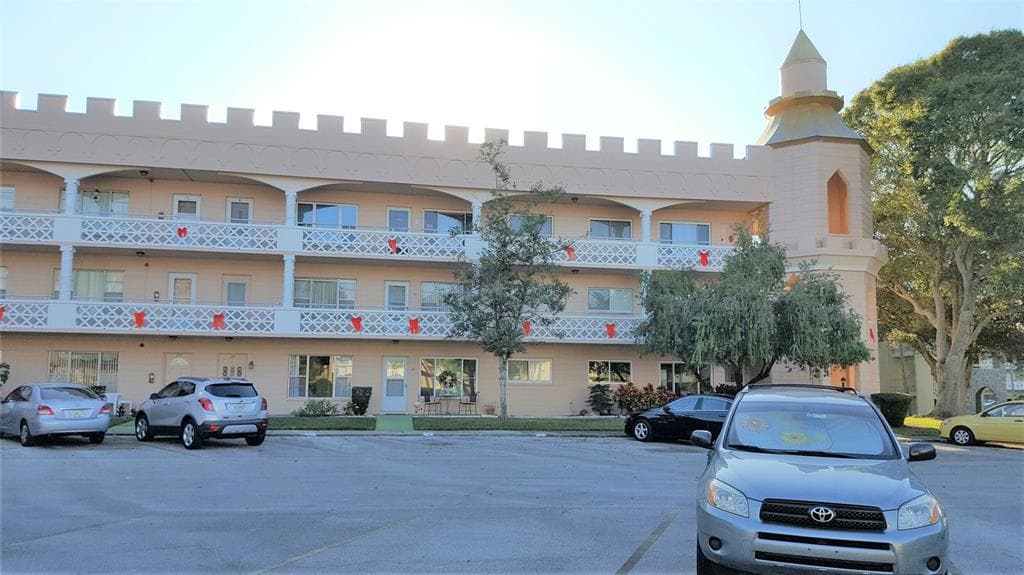 2457 ECUADORAIN WAY UNIT 55