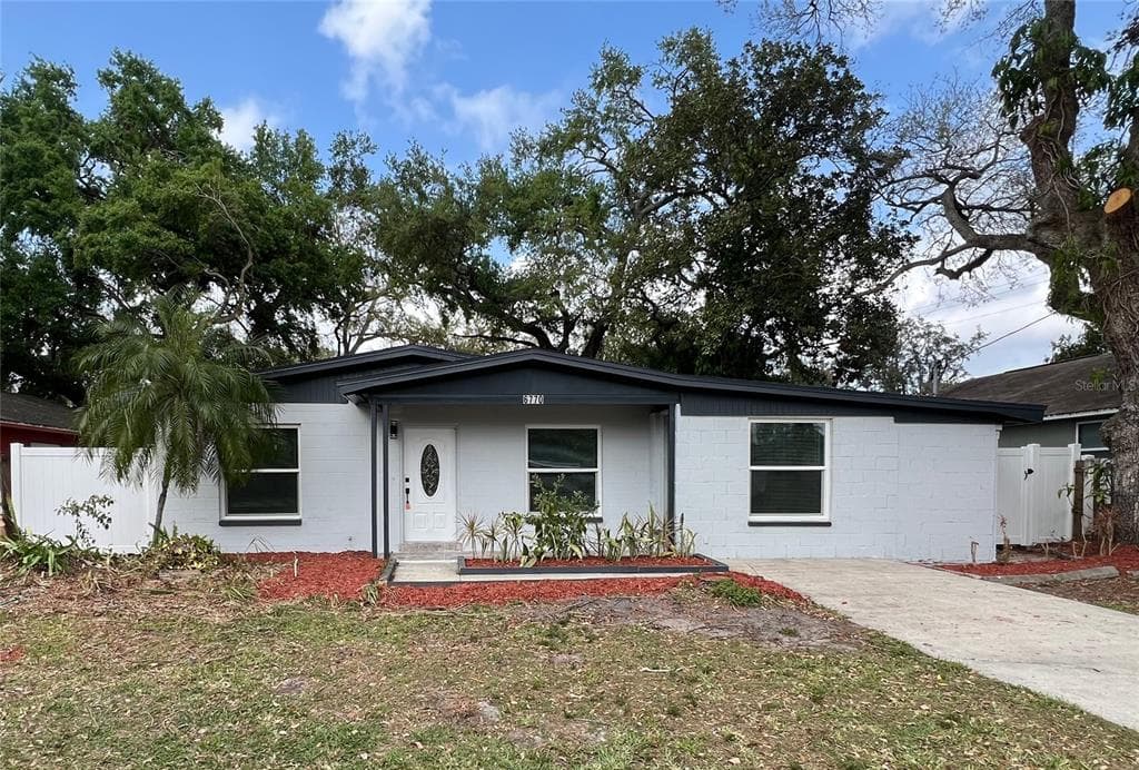 6770 RALSTON BEACH CIRCLE TAMPA, FL 33614