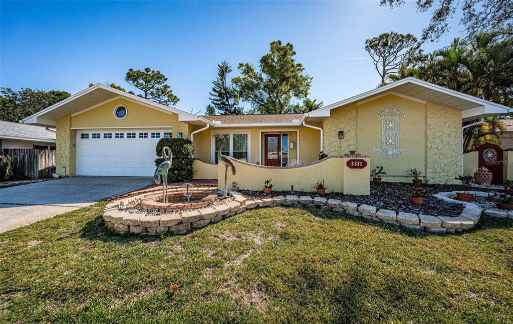 3531 GLOSSY IBIS COURT PALM HARBOR, FL 34683