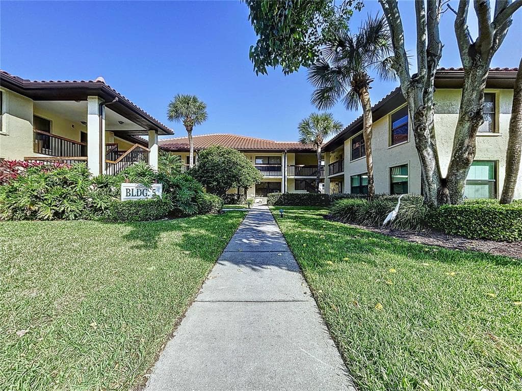 513 HAMMOCK PINE BOULEVARD