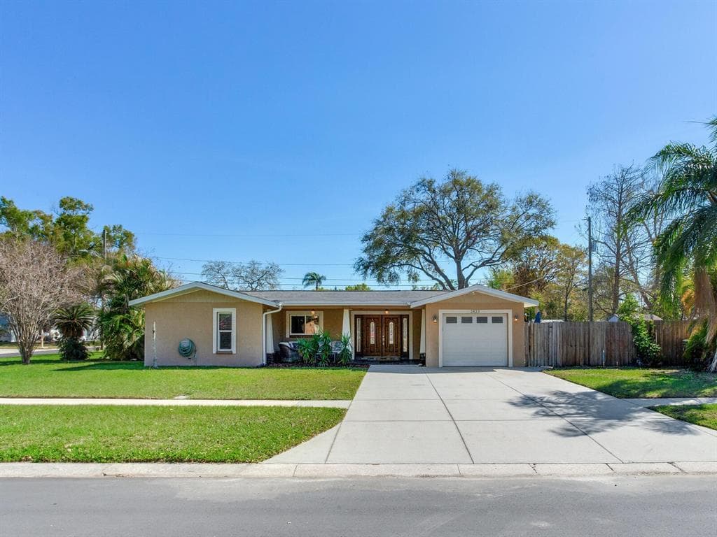 2823 ST CROIX DRIVE CLEARWATER, FL 33759