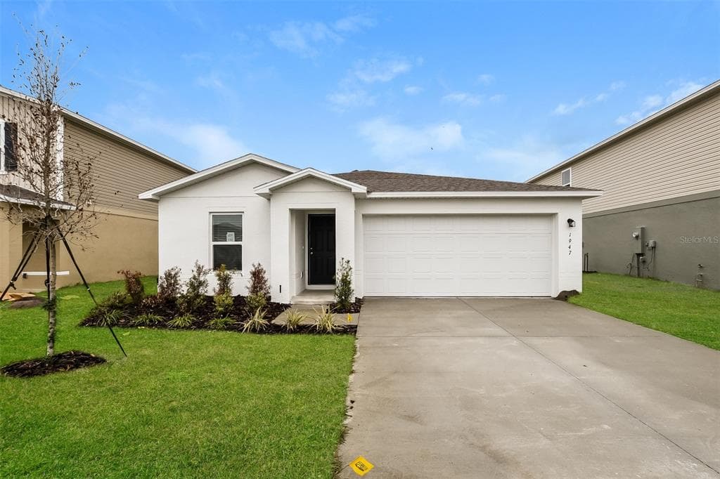 1947 IOWA DRIVE SUMTERVILLE, FL 33585