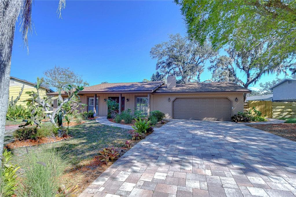127 WINDY PLACE BRANDON, FL 33511
