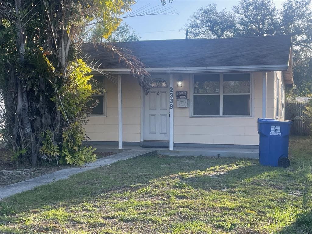 2338 38TH STREET S ST PETERSBURG, FL 33711