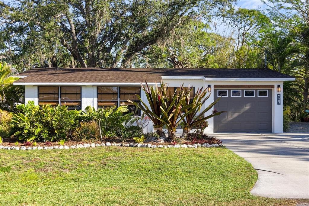 603 FRANCES STREET NOKOMIS, FL 34275