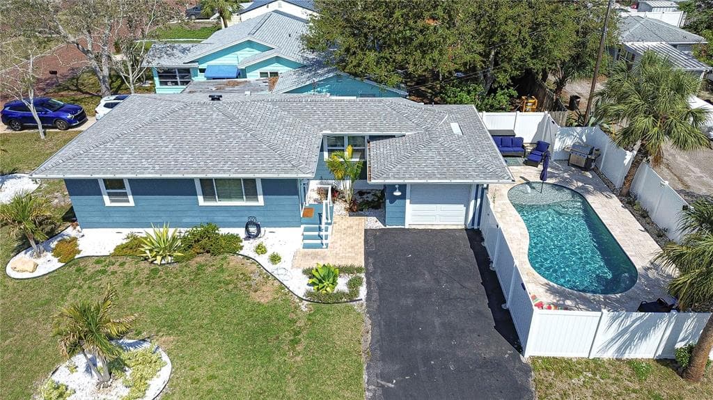 1922 55TH STREET S GULFPORT, FL 33707