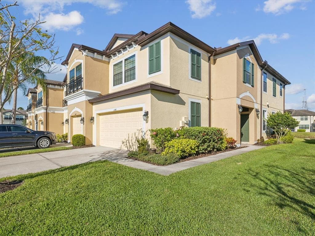 11641 CROWNED SPARROW LANE