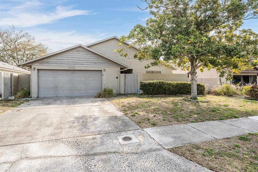 679 BONNIE BOULEVARD PALM HARBOR, FL 34684