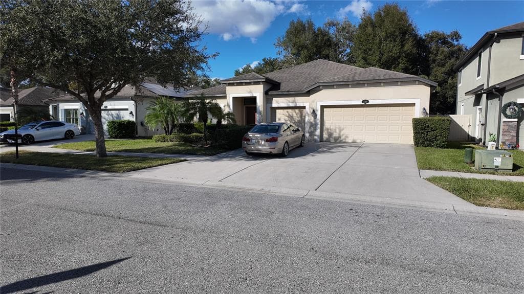 209 DAKOTA HILL DRIVE SEFFNER, FL 33584