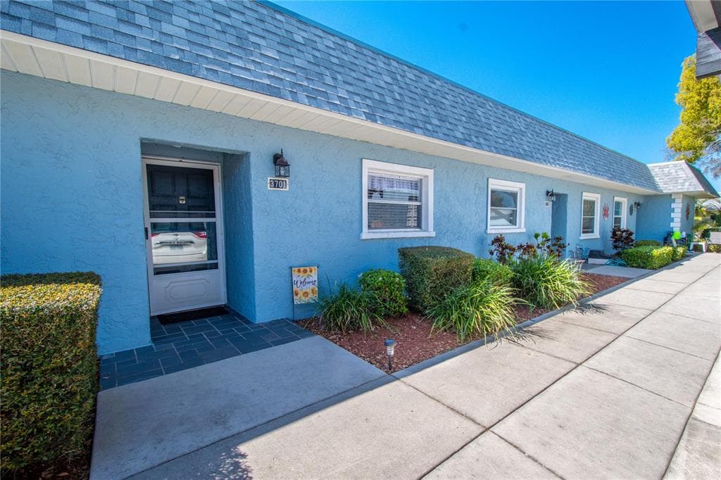 3701 TEESIDE DRIVE UNIT 3701 NEW PORT RICHEY, FL 34655