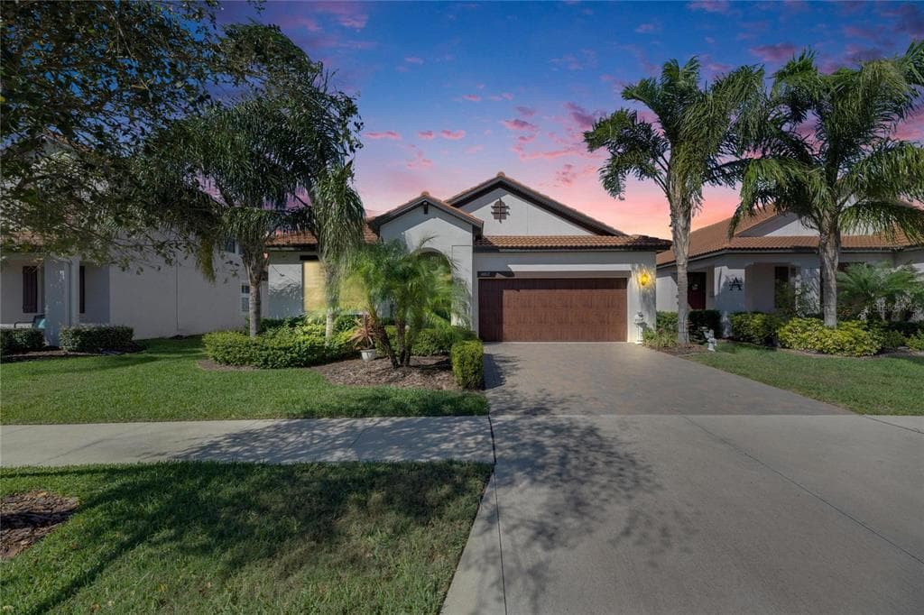 16817 WHISPER ELM STREET WIMAUMA, FL 33598