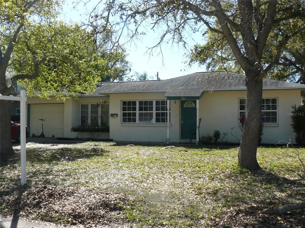 6 N ORION AVENUE
