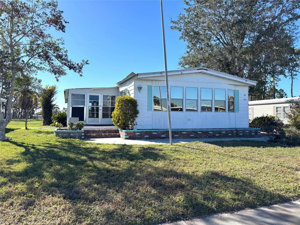 422 VIVAR NORTH PORT, FL 34287