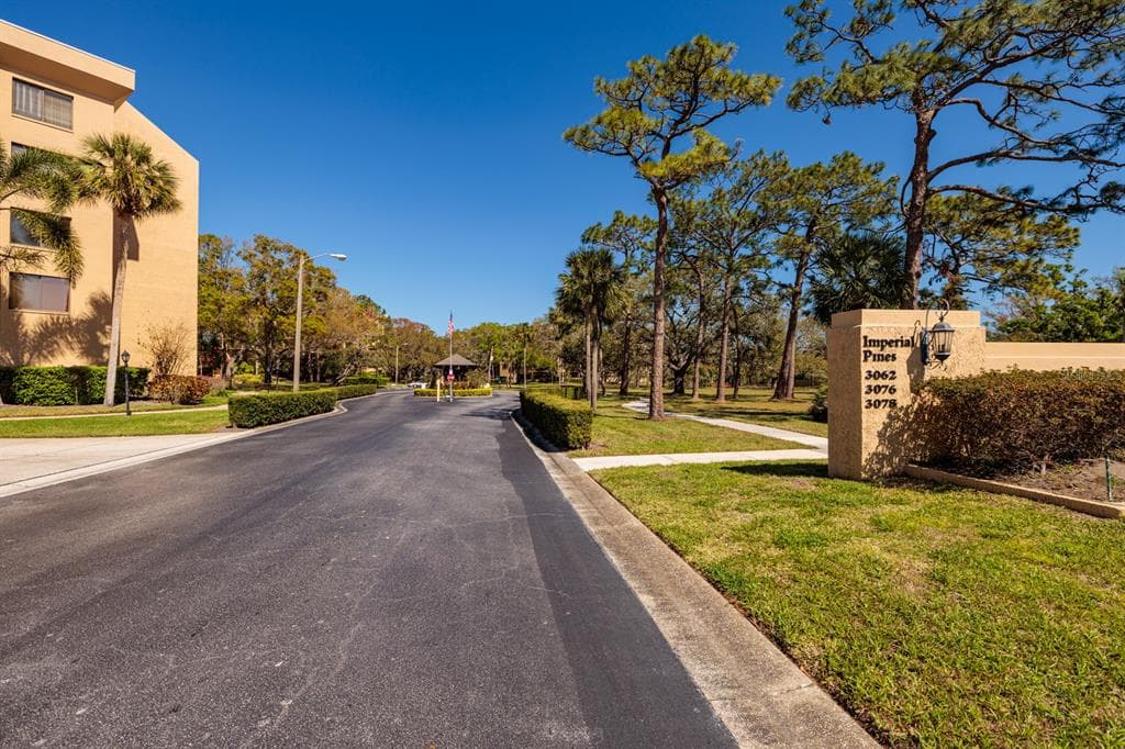 3062 EASTLAND BOULEVARD UNIT 402 CLEARWATER, FL 33761