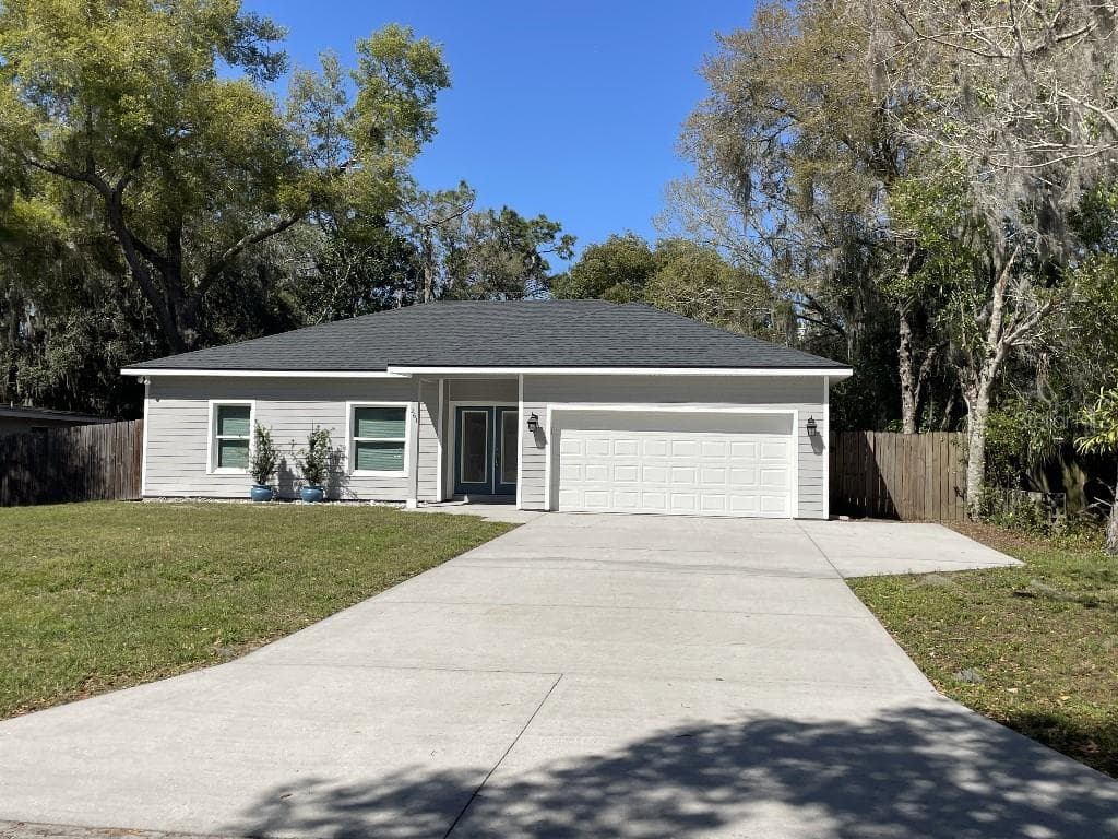 261 E 5TH STREET CHULUOTA, FL 32766