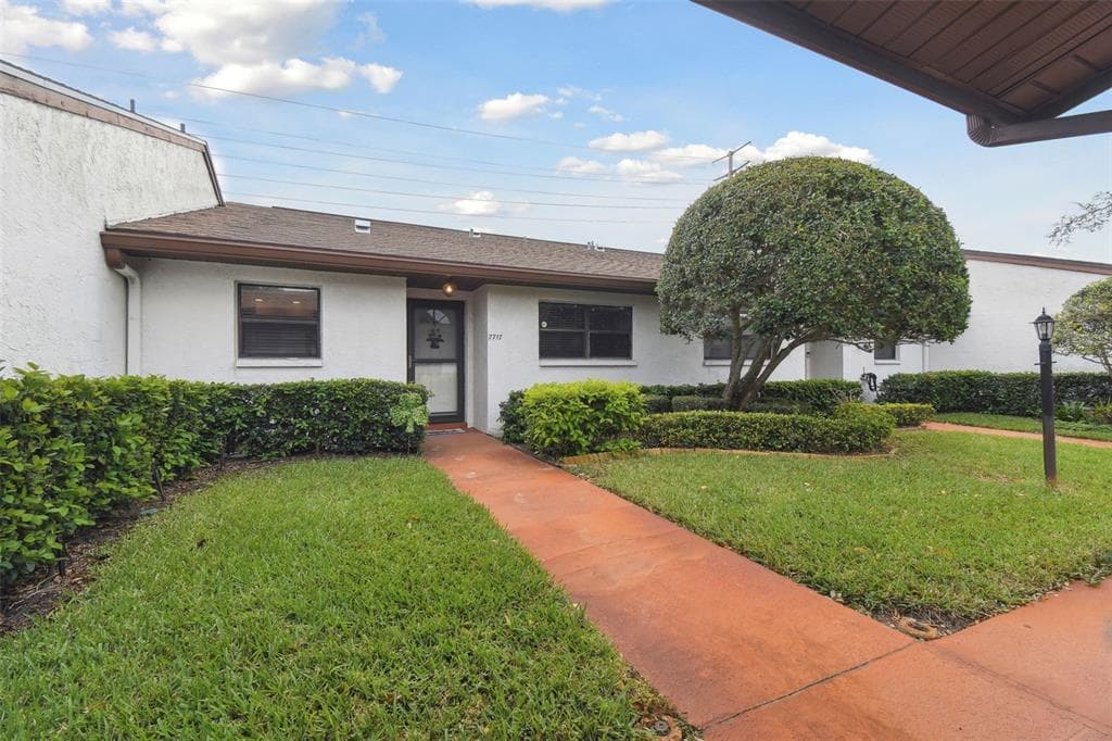 7717 RADCLIFFE CIRCLE PORT RICHEY, FL 34668