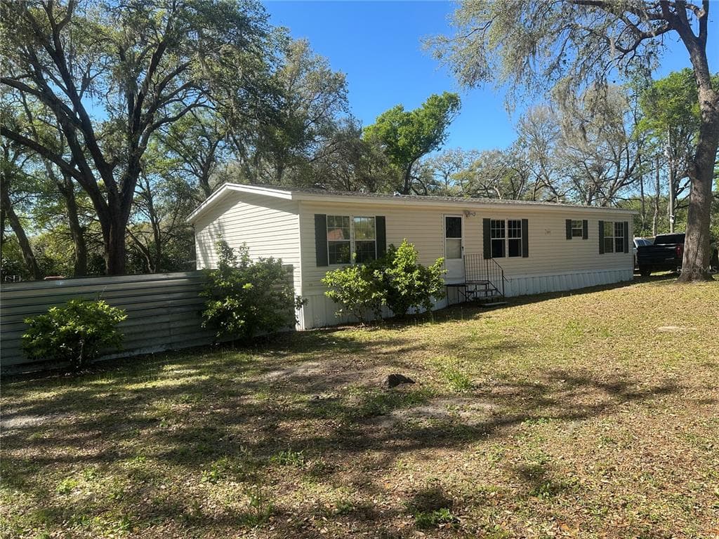39813 MELROSE AVENUE ZEPHYRHILLS, FL 33540