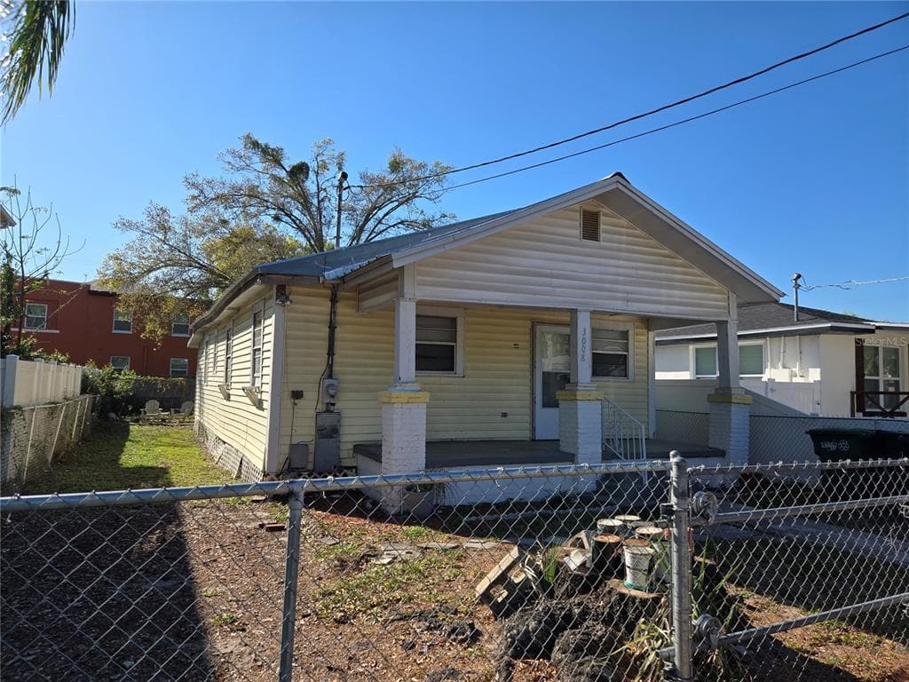 3008 THELMA STREET TAMPA, FL 33605