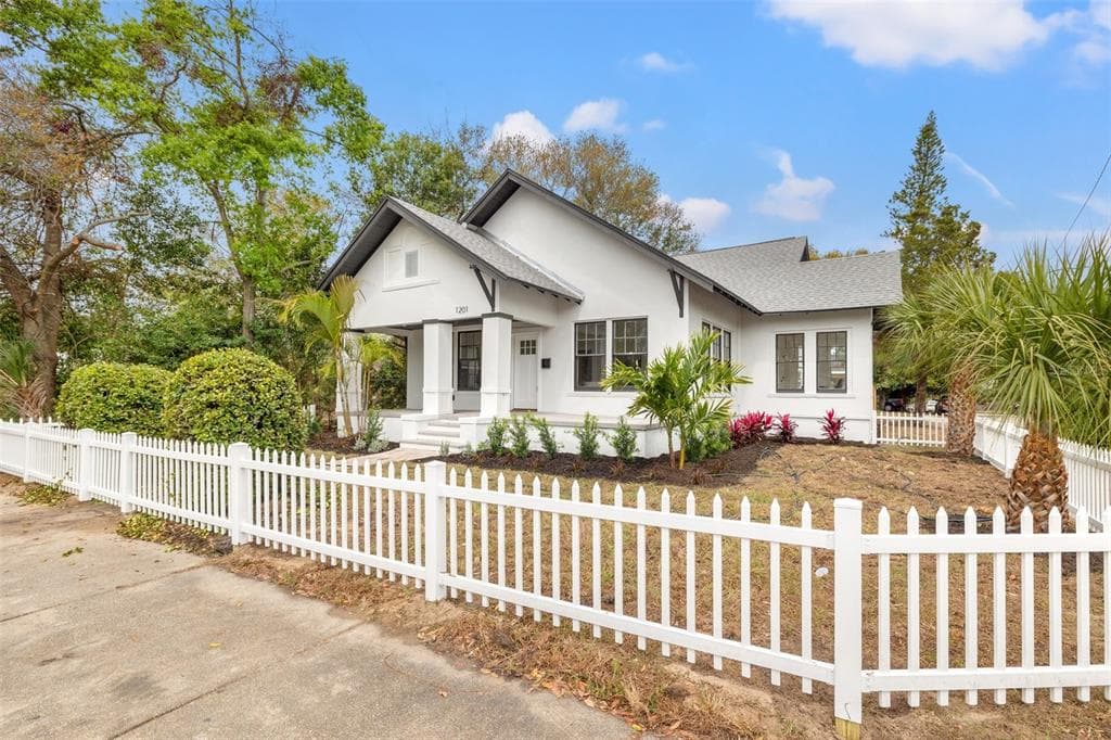 1201 10TH AVENUE S ST PETERSBURG, FL 33705